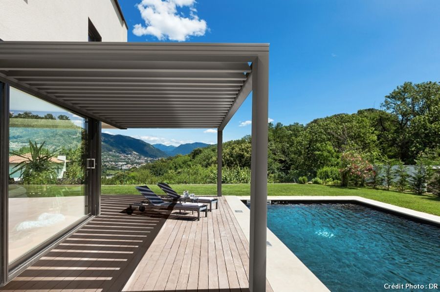 veranda bord piscine