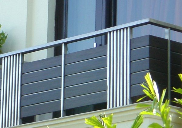 veranda design with grills