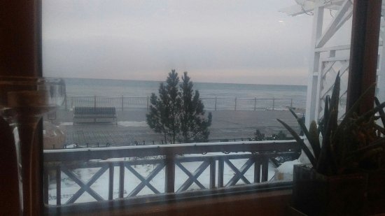 veranda home horizon