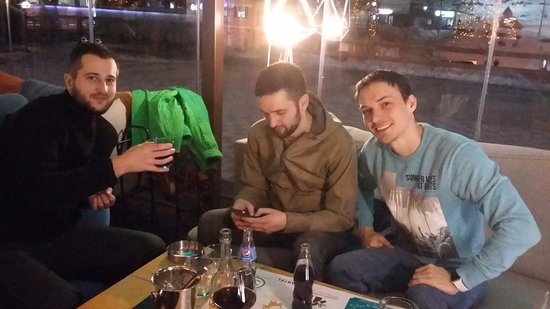 veranda lounge zone