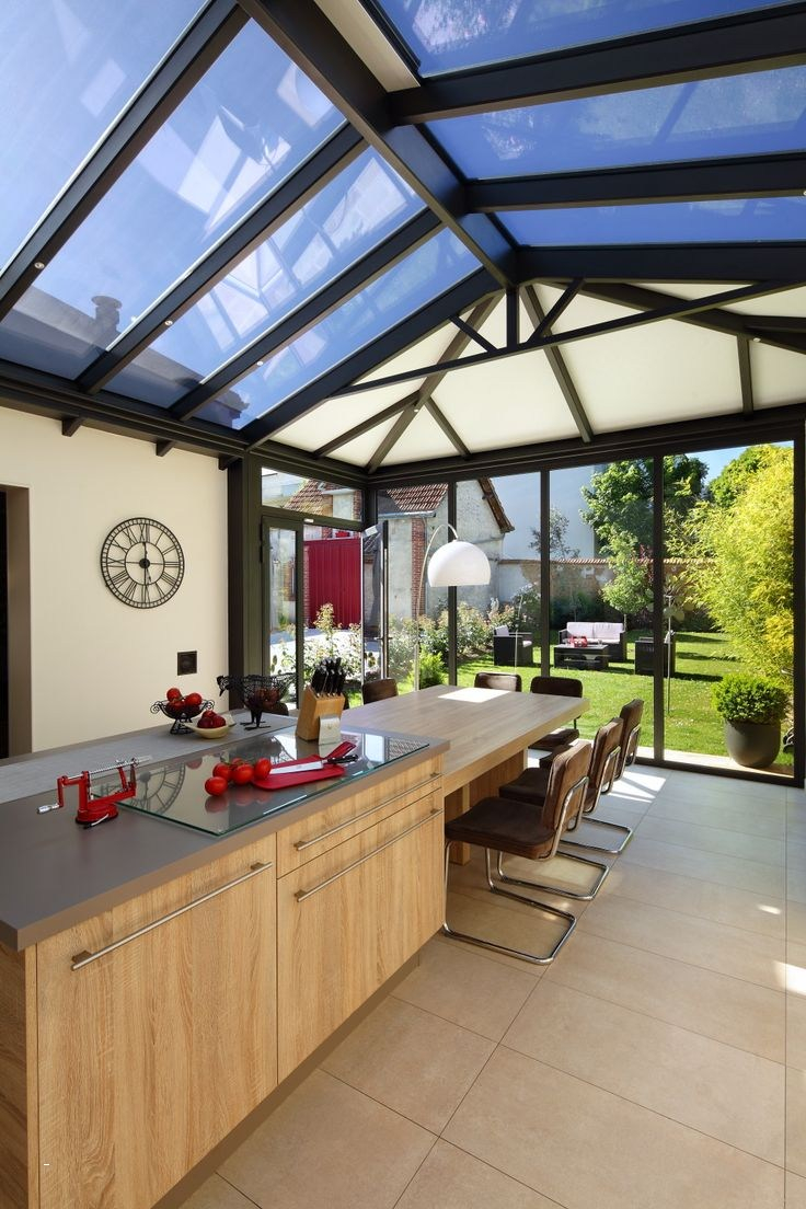 veranda ouverte sur cuisine