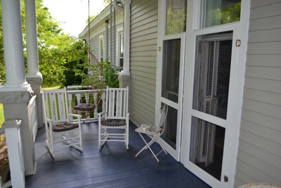 veranda in direct