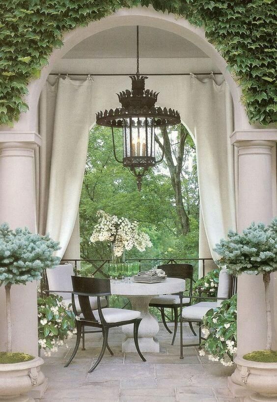veranda magazine lighting