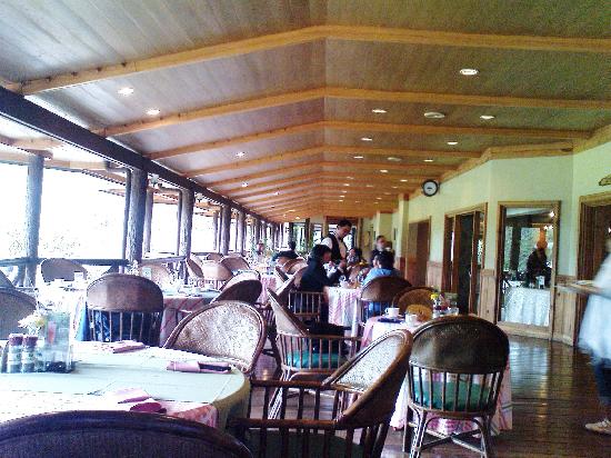 veranda baguio country club