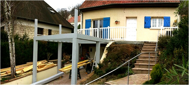 veranda en bois sur pilotis