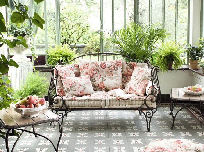 salon de veranda en fer forge