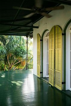 veranda creon