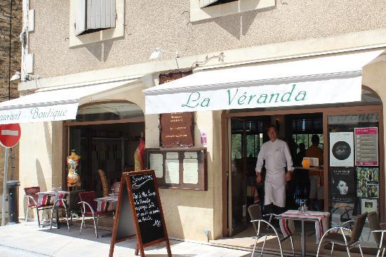 cafe veranda menerbes france