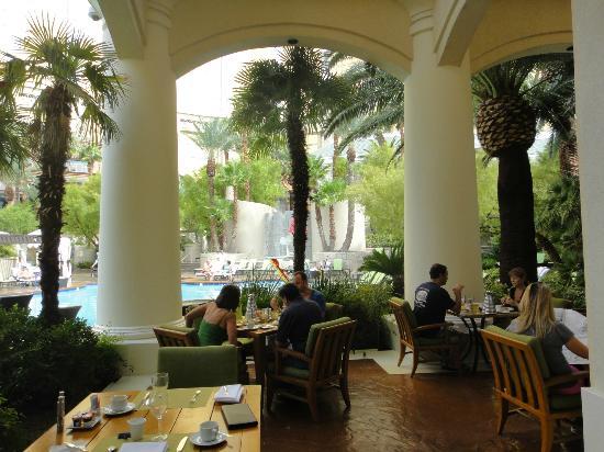 veranda hotel las vegas