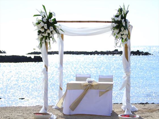 veranda pointe aux biches wedding