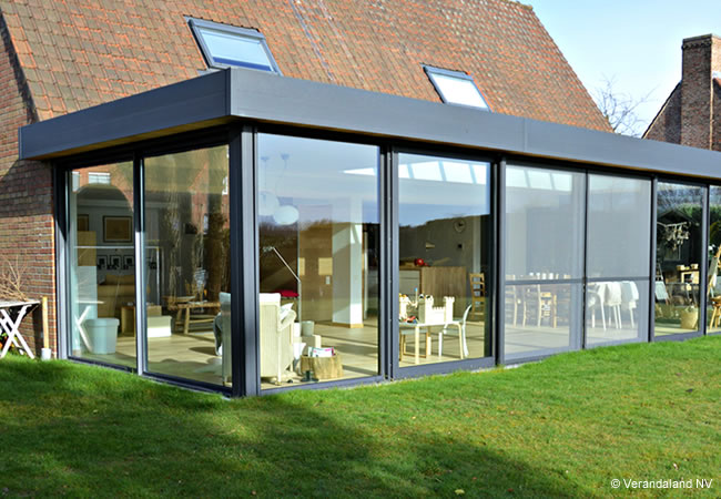 moderne glazen veranda