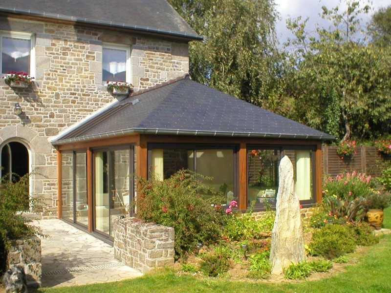 veranda bois et toit d'ardoise