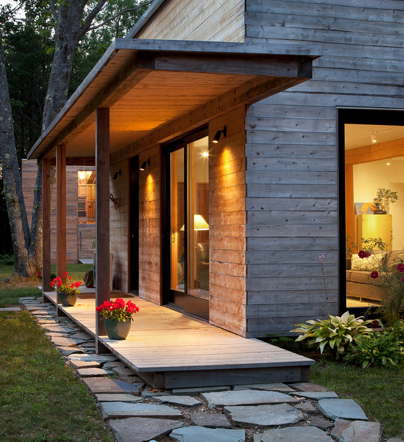 veranda and garage