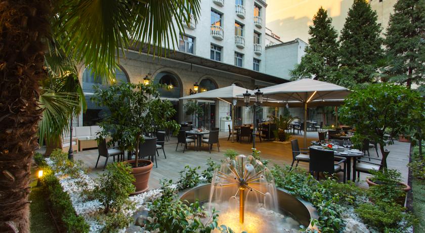 veranda jardin madrid