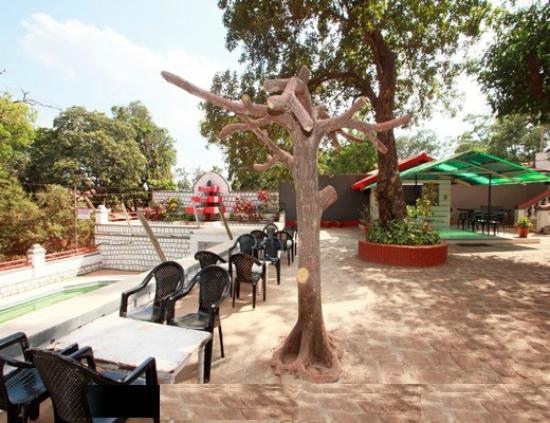 veranda hotel matheran