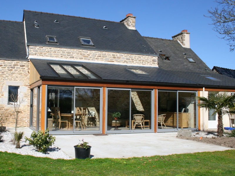 veranda bois et toit d'ardoise