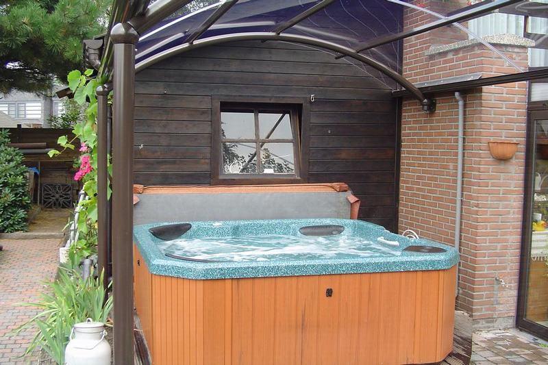 jacuzzi onder veranda