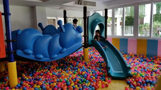 veranda hua hin kid club