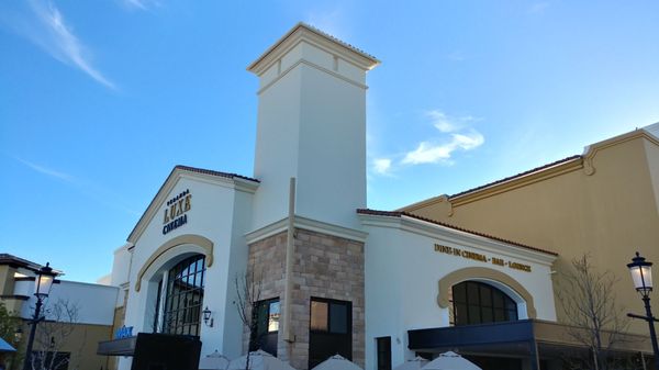 veranda luxe cinema & imax diamond boulevard suite 150 concord ca