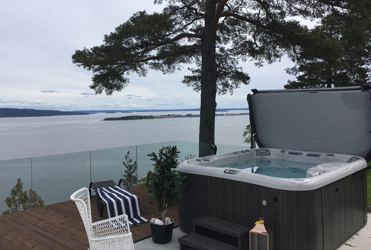 jacuzzi pÃ¥ veranda