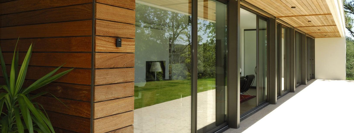 veranda fenetre bois