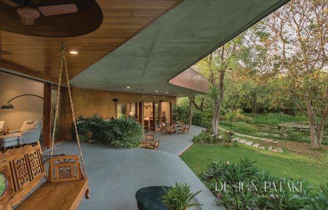 cantilevered verandah design