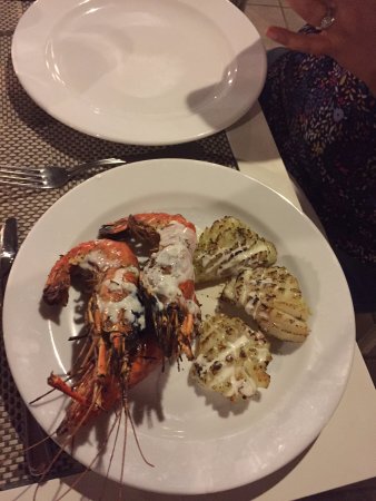 veranda grand baie food