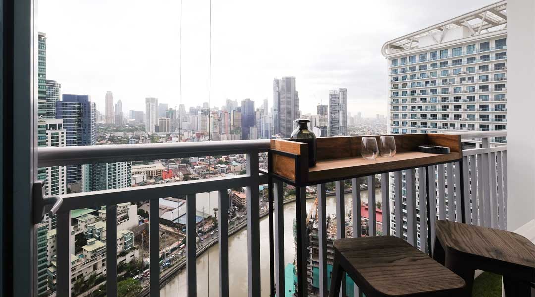 condo veranda design