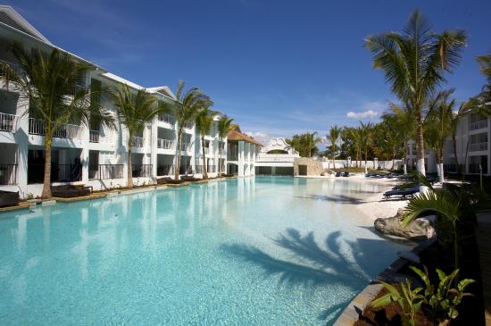 veranda hotel port douglas