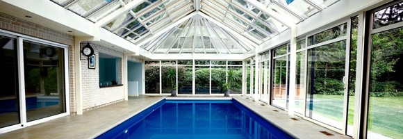 vÃ©randa piscine couverte