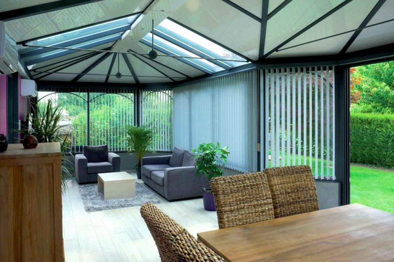 veranda rideau bois