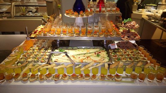 veranda grand baie food