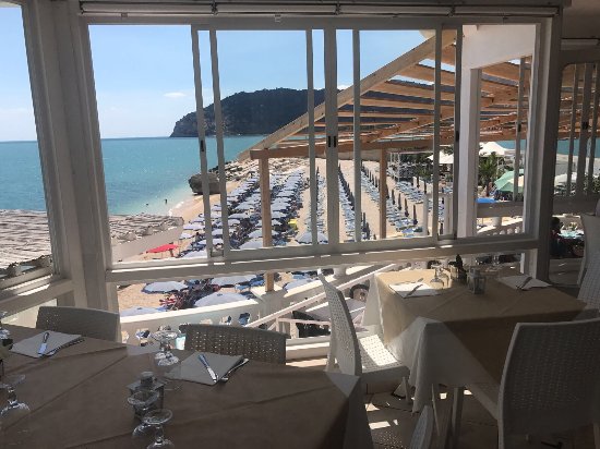 la veranda hotel mattinata italie