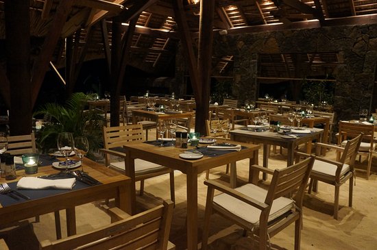 veranda pointe aux biches restaurant