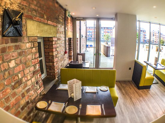 veranda lounge gloucester