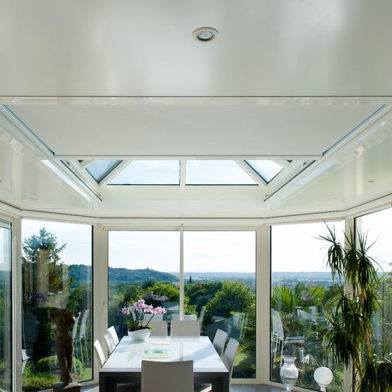 fabricant store veranda