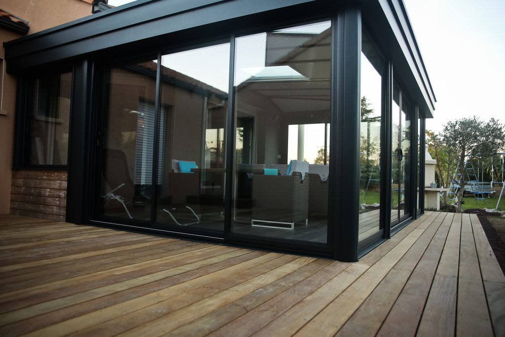 veranda avec terrasse en bois