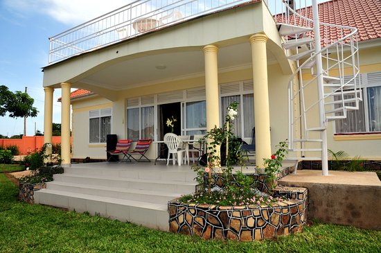 veranda vs balcony