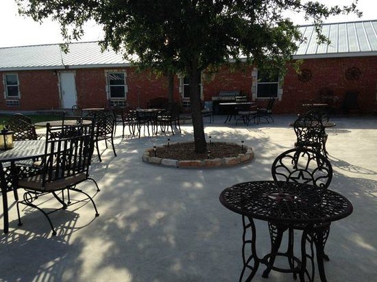 veranda hotel nocona tx