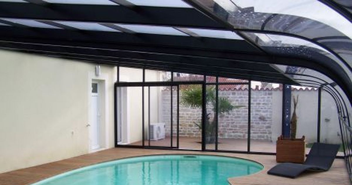 piscine dans veranda prix