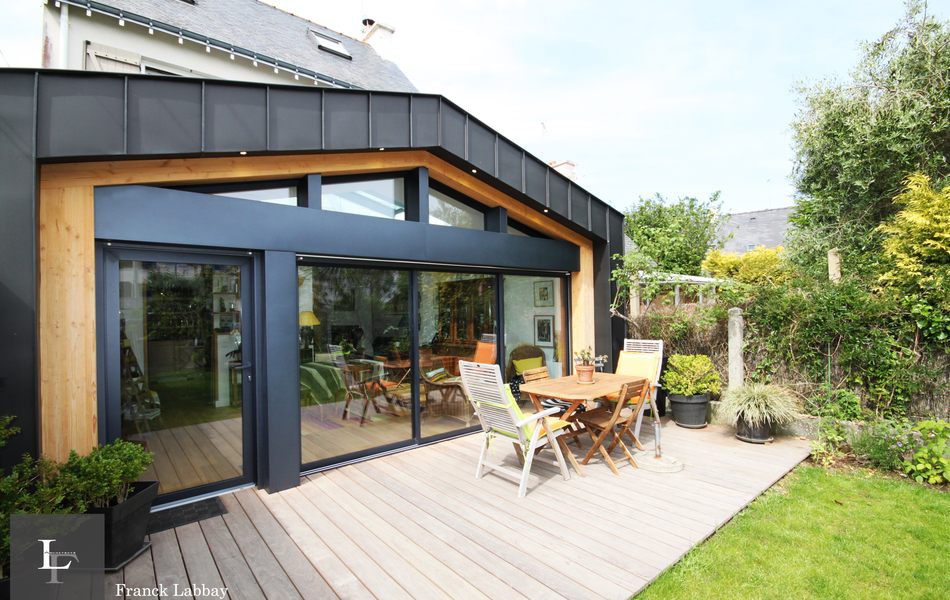 veranda sur maison bretonne