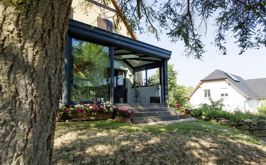 veranda dans le jardin