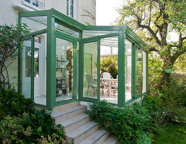 veranda bioclimatique definition