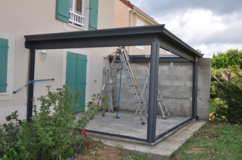 veranda avec un mur