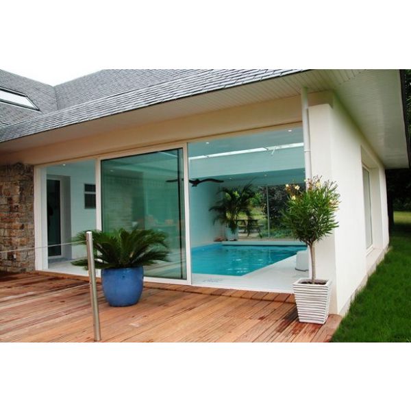 maison avec veranda et piscine