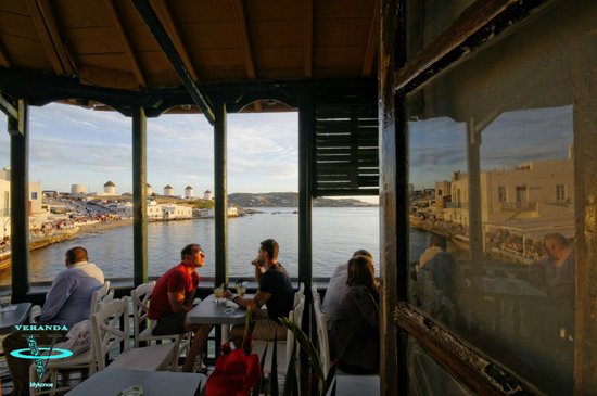 veranda club cafe mykonos
