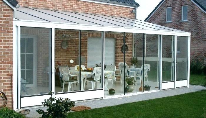 veranda definition and sentence