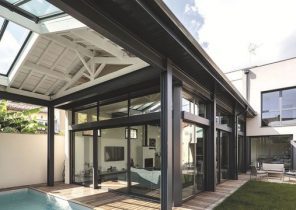 yvon lamour veranda