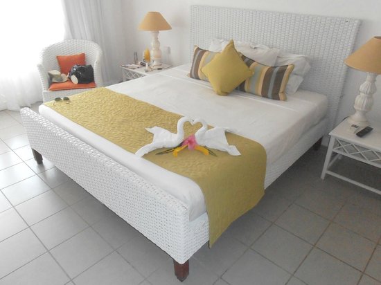veranda grand baie family room