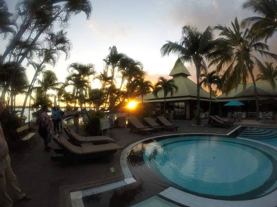 veranda grand baie activities